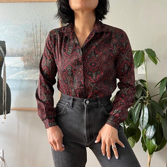 Vintage 80s long sleeve button down black red floral blouse size 6 petite - Picture 5 of 9
